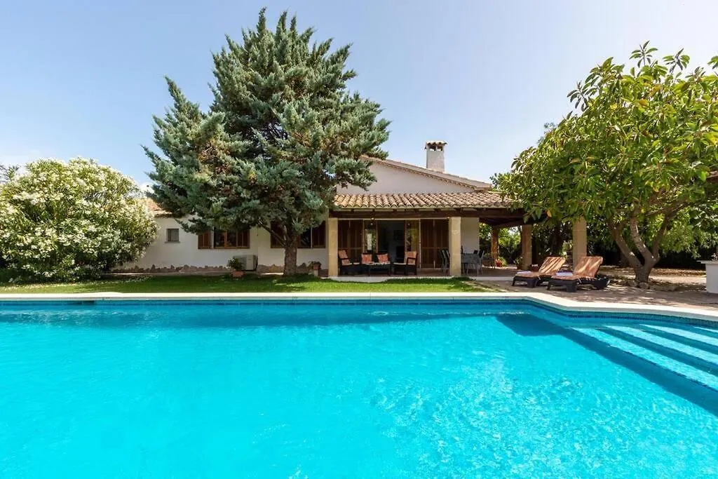 3 Bedrooms Villa With Pool Near Pollensa By Renthousing contacts